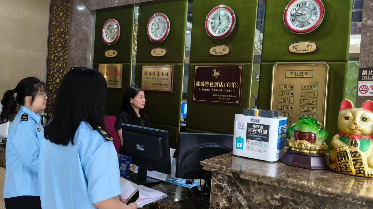 九游体育网站：仪陇县市场监管局开展端午专项检查(图2)
