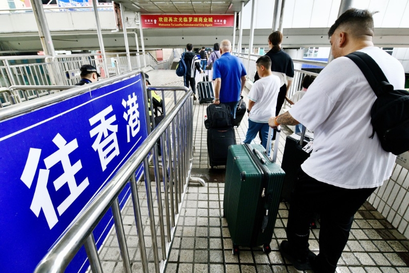 携带受规管食物入境个案较去年同期大增7成猪肉真空包装运港仍违法(图1)