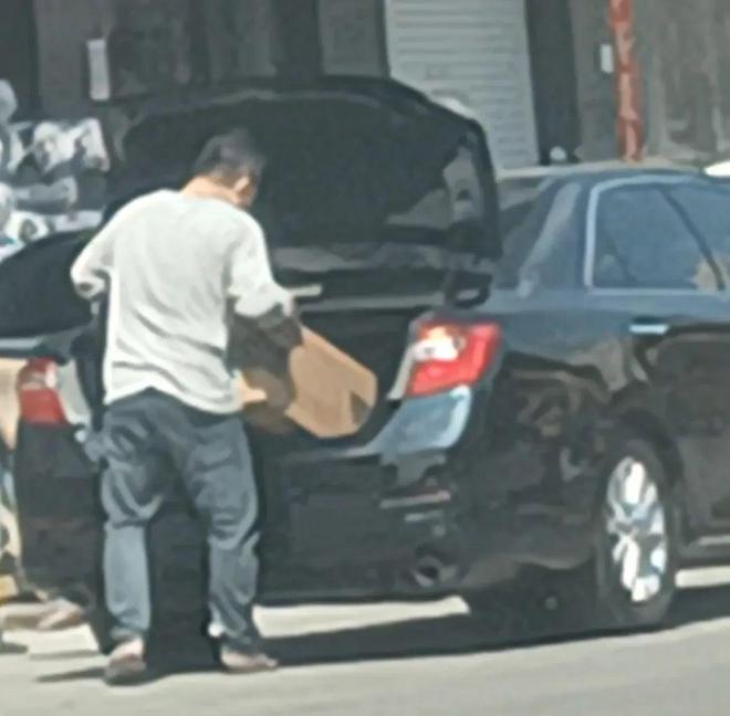 音响包装中暗藏假冒伪劣卷烟罗田警方捣毁跨省销售假烟团伙(图3)