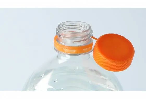 九游体育：欧盟指令下连体盖的强制执行看看阿普拉、利乐、可口可乐、百利盖、瑞奇如何应对(图3)