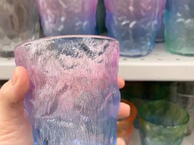 这些餐具只适合摆设用于盛装食物加热危害身体健康！家里有的赶紧扔了(图2)