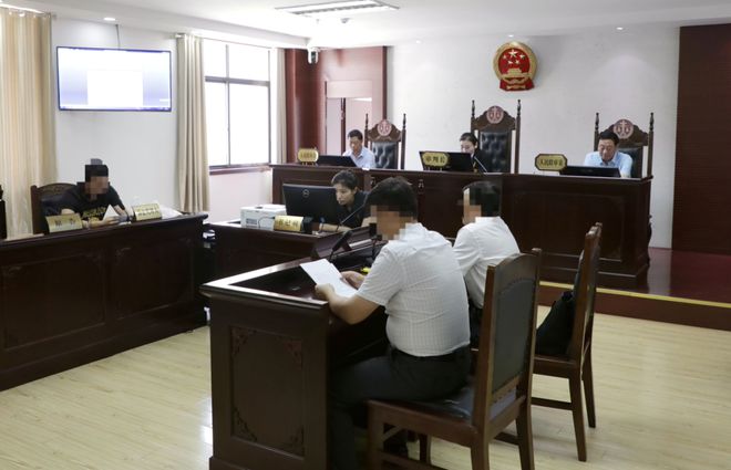 九游体育网站：这起食品包装标签引发的案件“当庭调解+现场履行”宿法直播间(图2)