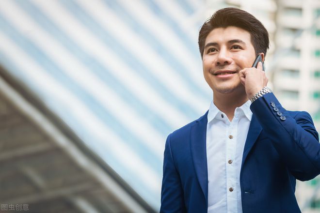 九游体育：小小的快递纸箱却让他一年卖出6个亿。眼光独到才能抢占商机(图3)