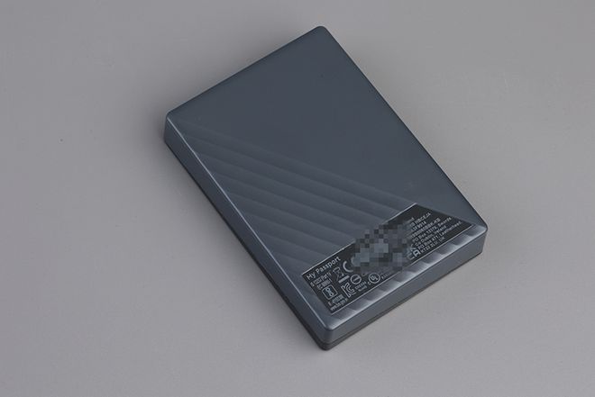 更大“肚量”可装更多内容——6TB西数MyPassport随行版移动硬盘(图2)