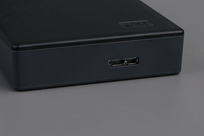 更大“肚量”可装更多内容——6TB西数MyPassport随行版移动硬盘(图3)