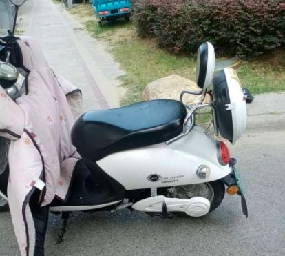 九游体育网站：工厂小姐姐回老家了！低价转让！(图3)