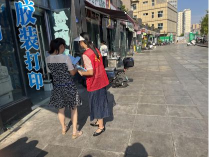 九游体育网站：中秋团圆时食安记心间——团州委开展食品安全宣传志愿服务活动