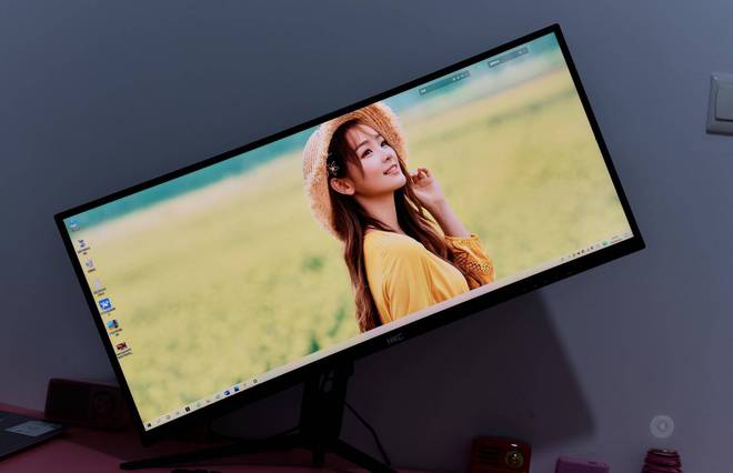 HKCC299Q简评黄金曲率搭配高分辨率尽享专业级电影画质(图4)