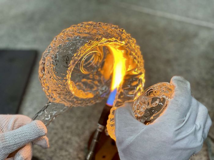 设计四川·制造出彩丨五粮液：设计匠心“酿”和美文化、造时代经典(图2)