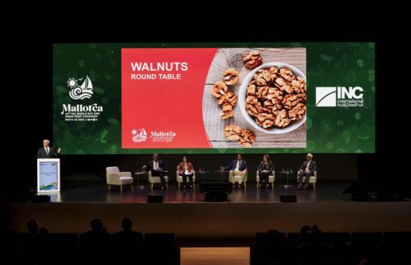 九游体育网站：洽洽食品亮相第42届INC国际坚果和干果大会斩获可持续发展大奖