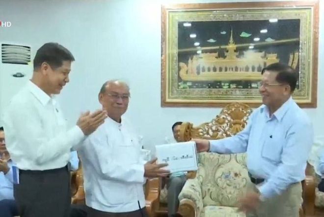 迈蓬大师亲赴地震灾区送物资传佛法；密支那曼德勒陆运费用上涨；灾后重建拨款千亿(图7)