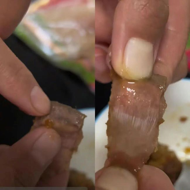 来伊份粽子疑现带血创可贴！食安问题频发、业绩连跌两年的零食巨头该如何自救？(图1)