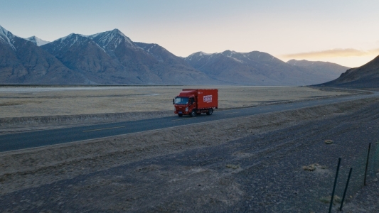 “超脑+狼族”首次大规模投用京东物流开启史上最科技1111保障