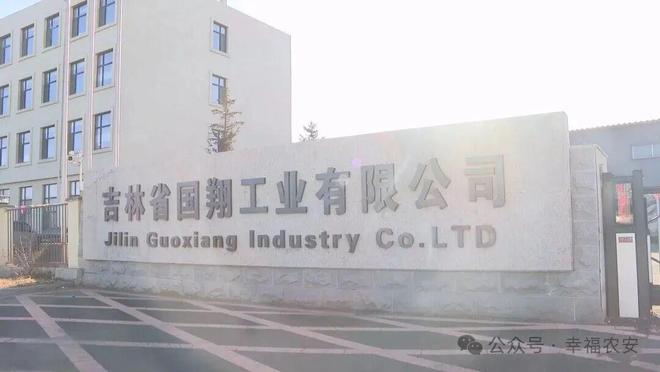 亚洲规模最大时尚物流中心突发大火：烧了60小时超1000万件衣服鞋子等被烧毁多家订单被迫取消