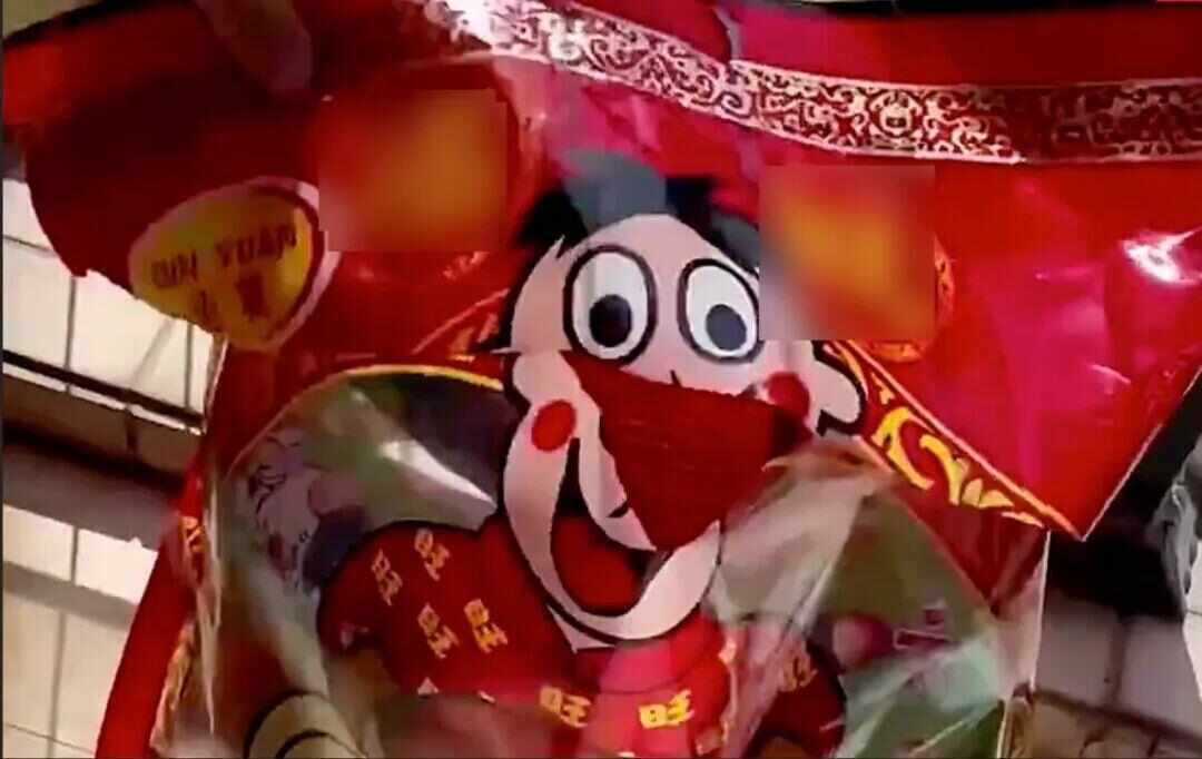 九游体育：一点点撕开标签是一点甜康帅傅、雷碧、9个核桃……买到山寨食品怎么办？(图2)