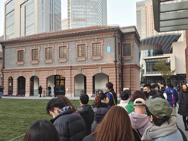 九游体育：八年“联姻”走到十字路口雀巢或剥离蓝瓶咖啡(图3)