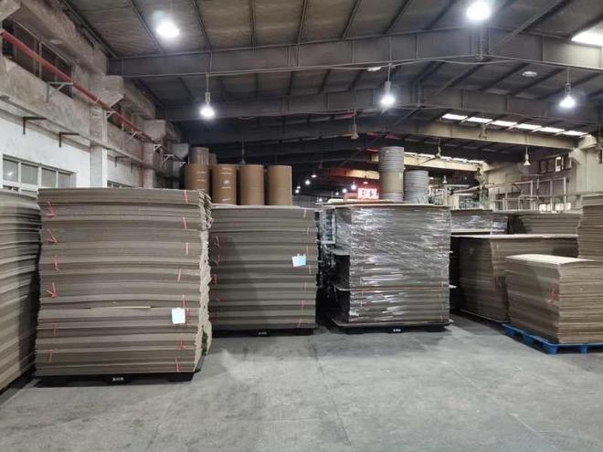 九游体育：生鲜食品包装盒厂家怎么选？防潮瓦楞纸箱厂TOP3推荐(图1)